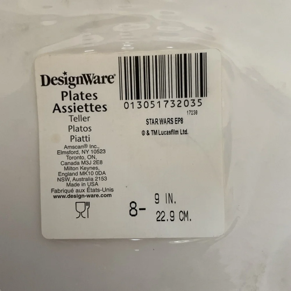 Star Wars Paper plates. Pack of two. NWT